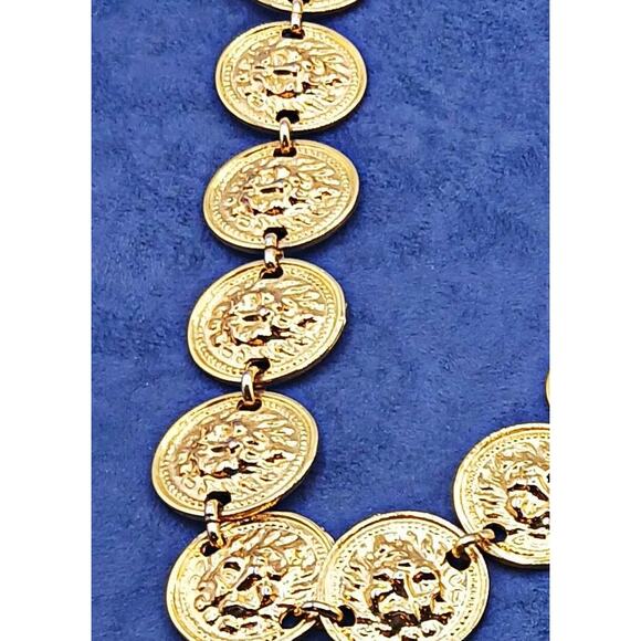 Vintage 90\'s Gold Tone LION HEADS Link Chain Belt main image 4